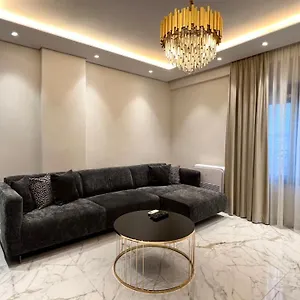 Apartament Zeus Deluxe, Tirana